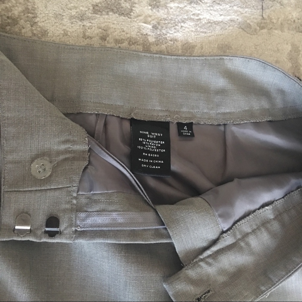 Nine West size 4 dress pants